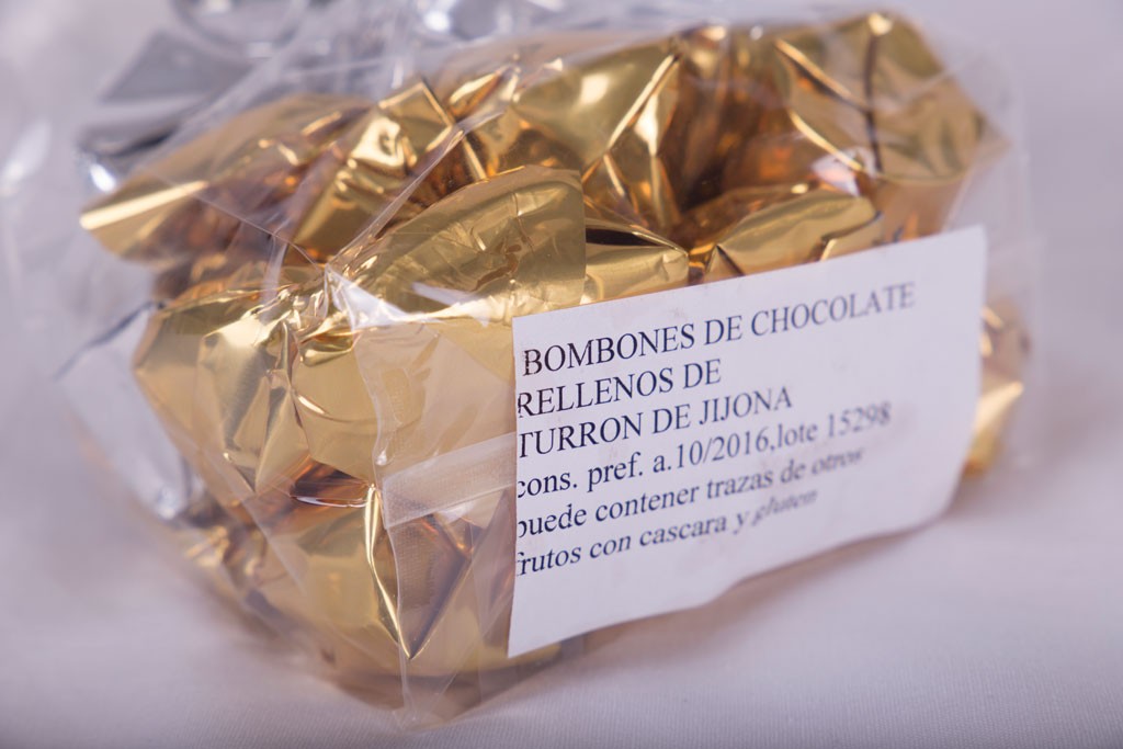 Bombones rellenos de turron de Jijona - Turrones Espí Alicante
