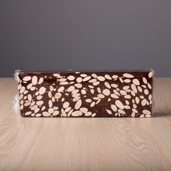 Turrón de chocolate puro con almendras