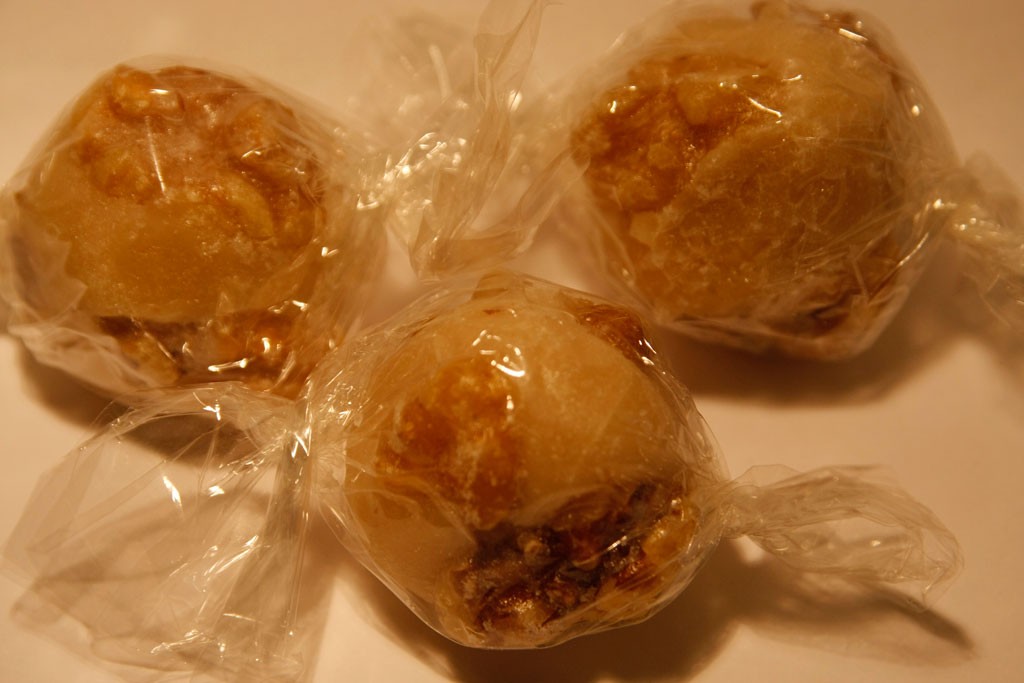 Nueces con mazapán - Turrones Espí