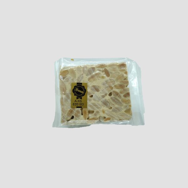 Porción cuadrada turrón Alicante